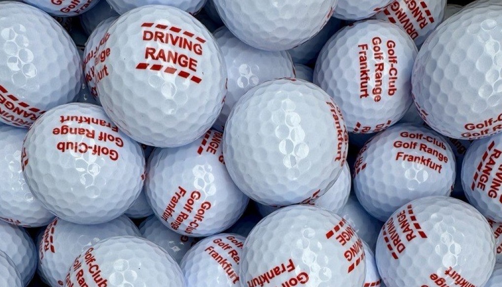 Neue Driving Range Bälle